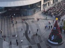 王海反馈“防切割手套”篡改日期，胖东来发布调查报告：篡改事实不成立，仍奖投诉顾客1万元