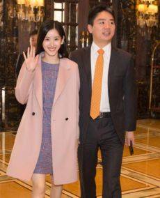 马云和刘强东的恩怨：早期互联网骂战，马云为何看不起刘强东？