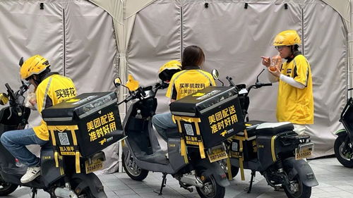 长沙某小区被三大外卖平台拉黑！保安凭一己之力让全体业主吃不上外卖